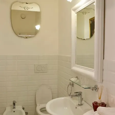 Lido Liberty Bed & Breakfast