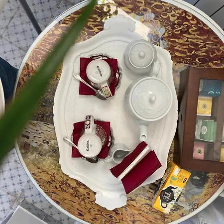 Lido Liberty Bed & Breakfast